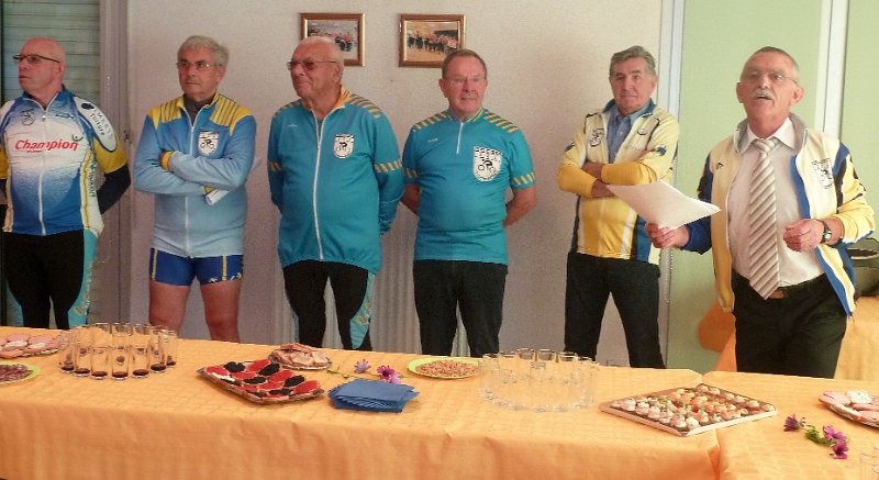 2010-10-10 09 37 Presidents et bureau.JPG